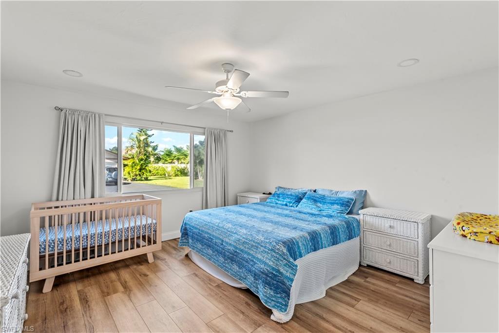 ROYAL WOODS - Residential