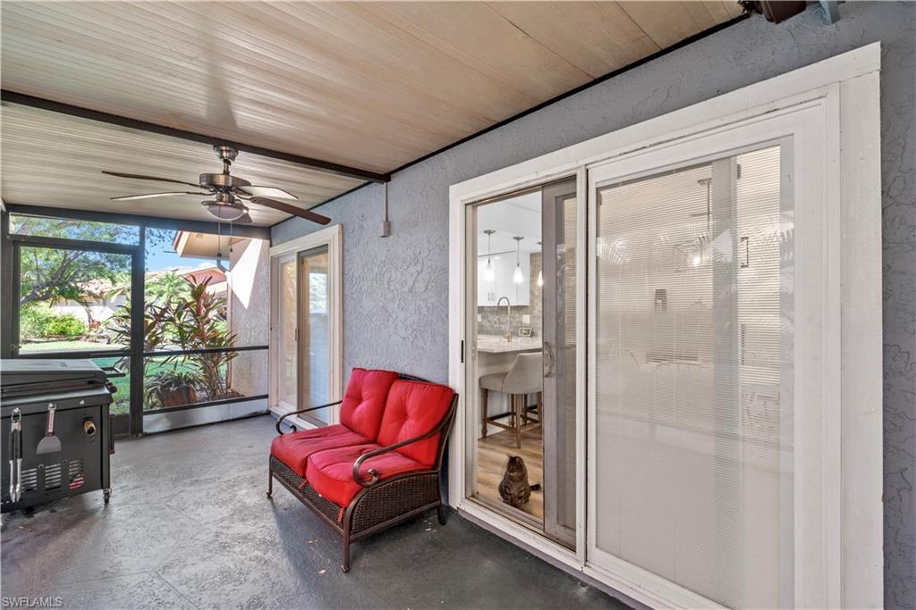 ROYAL WOODS - Residential