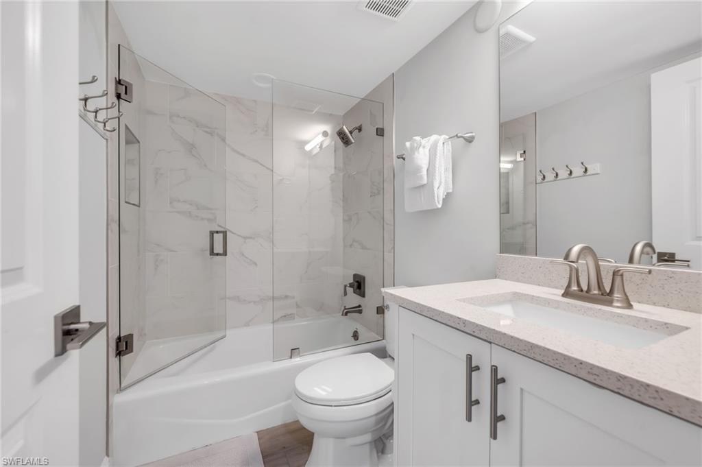 CLUB AT NAPLES CAY - Residential