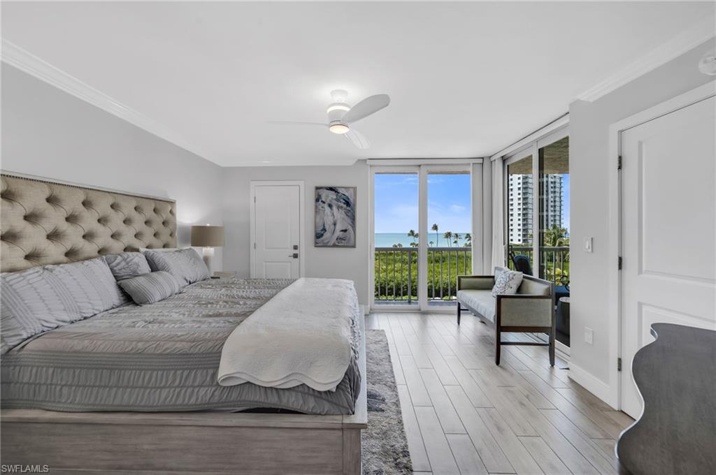 CLUB AT NAPLES CAY - Residential