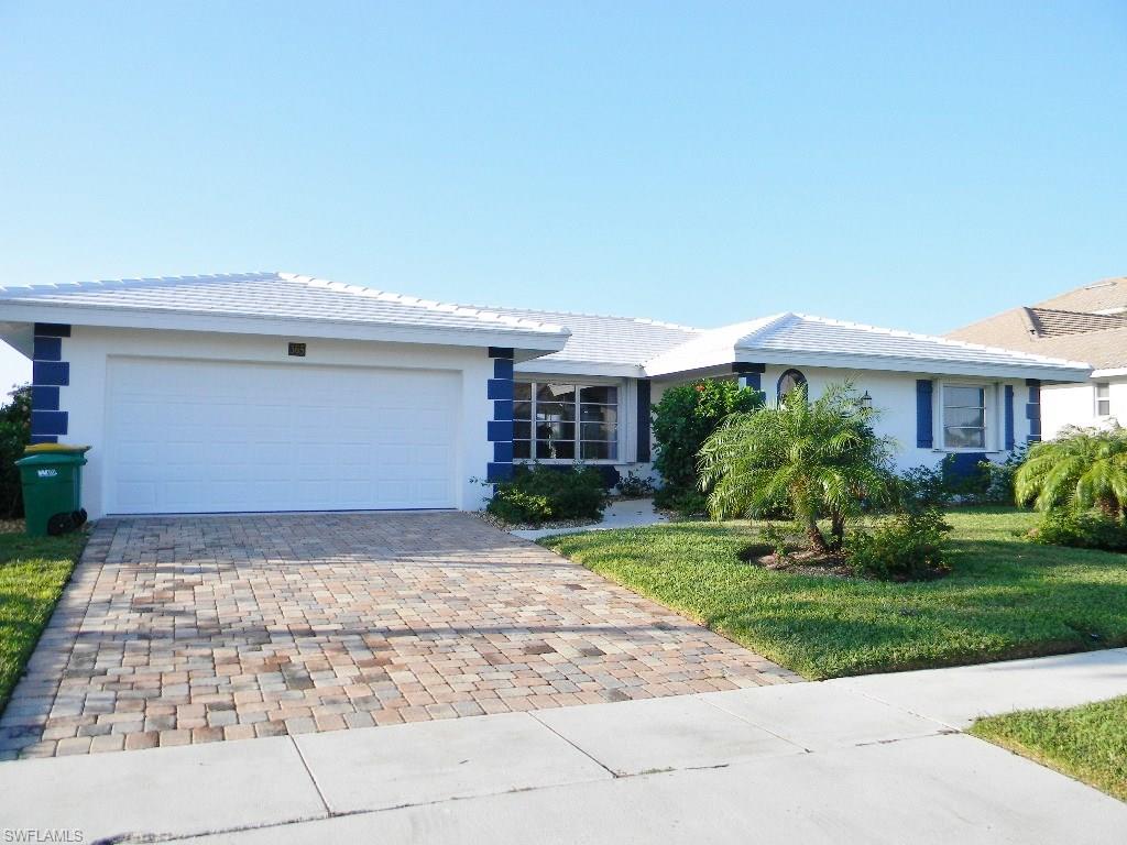 MARCO BEACH - Residential