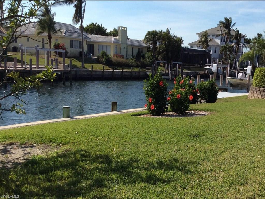 MARCO BEACH - Residential