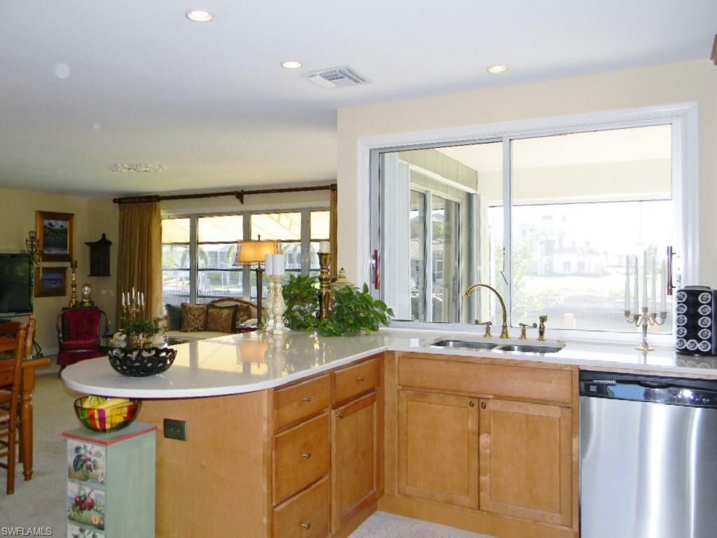 MARCO BEACH - Residential