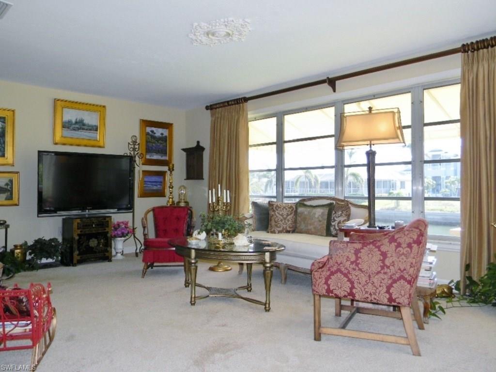 MARCO BEACH - Residential