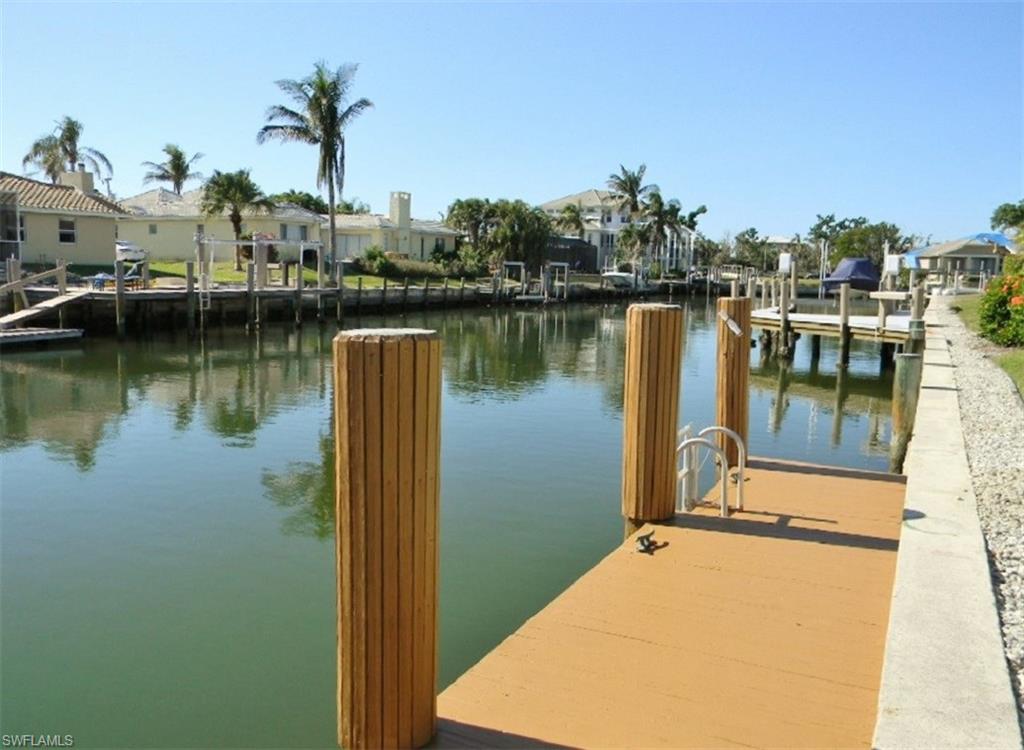 MARCO BEACH - Residential