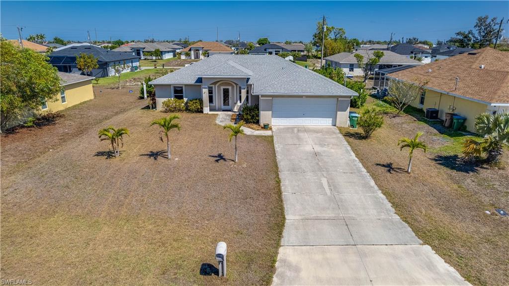 CAPE CORAL - Residential