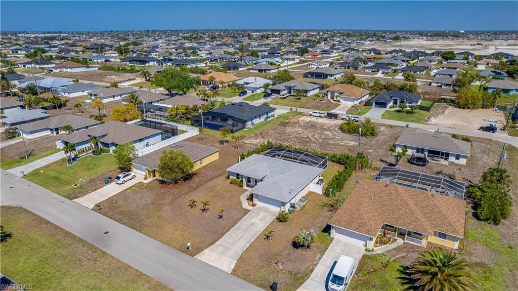 CAPE CORAL - Residential