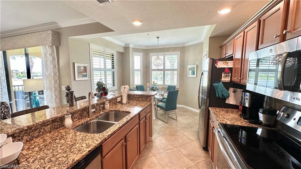 BONITA NATIONAL GOLF AND COUNTRY CLUB - Residential