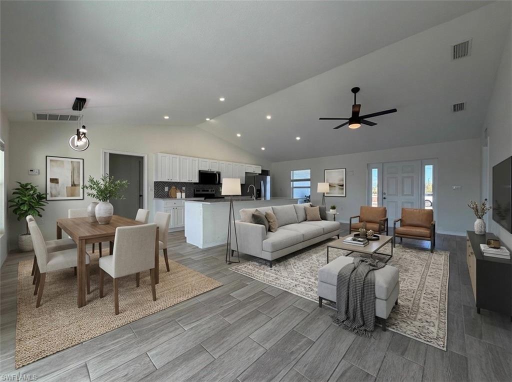 CAPE CORAL - Residential