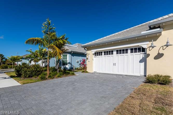 ISLES OF COLLIER PRESERVE - Residential