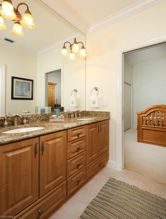 RIVERWALK - Residential