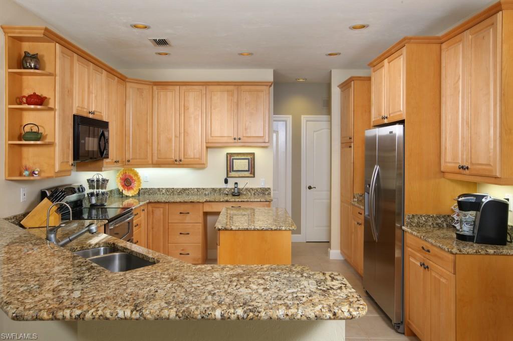 RIVERWALK - Residential