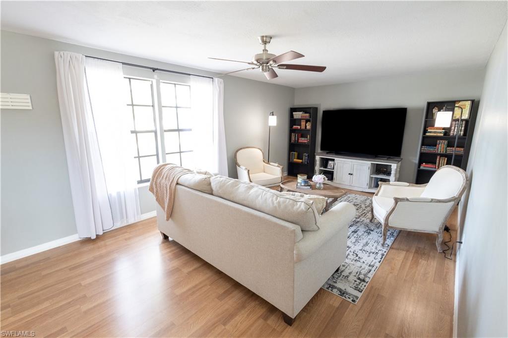 SAN CARLOS PARK - Residential