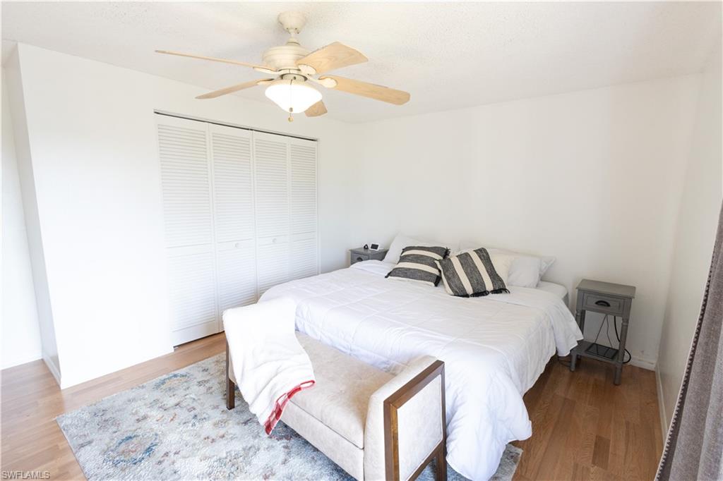 SAN CARLOS PARK - Residential