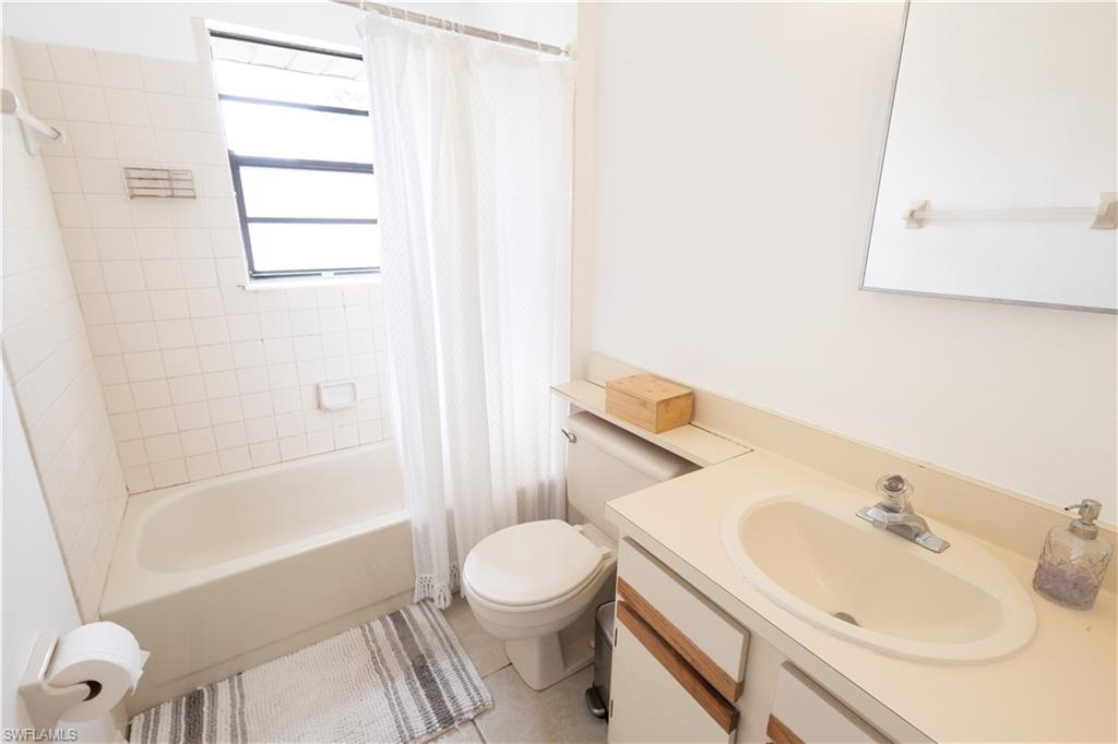 SAN CARLOS PARK - Residential