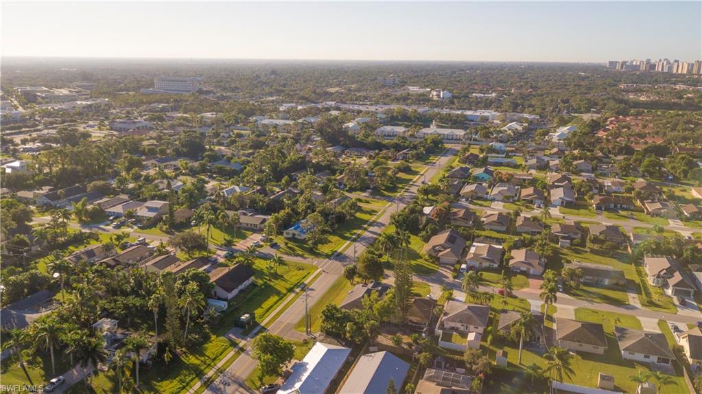 NAPLES PARK - Residential