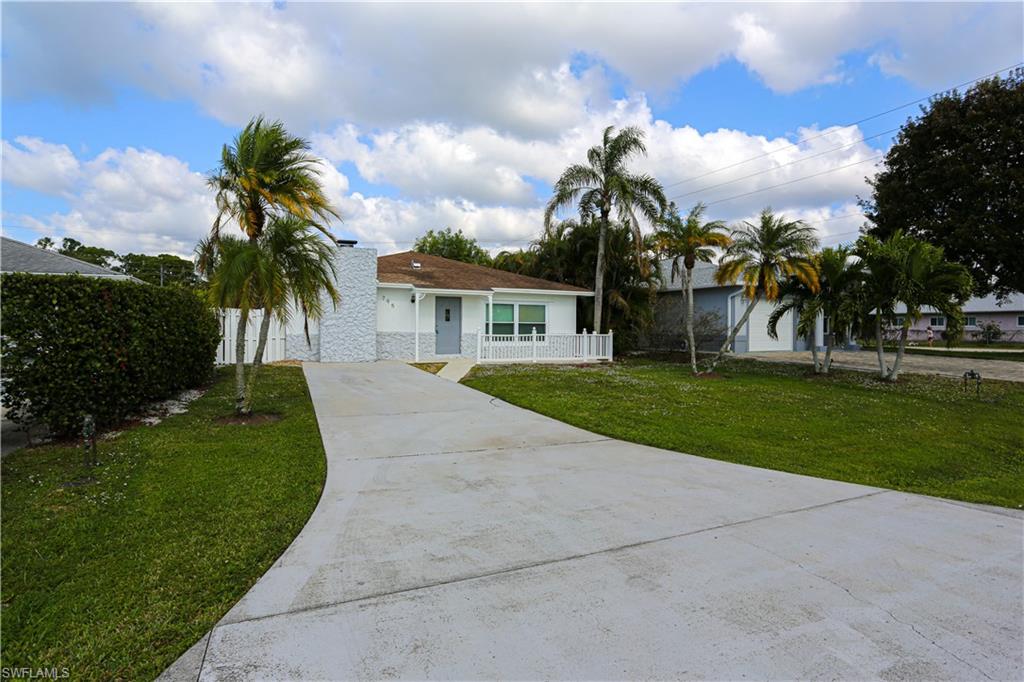 NAPLES PARK - Residential