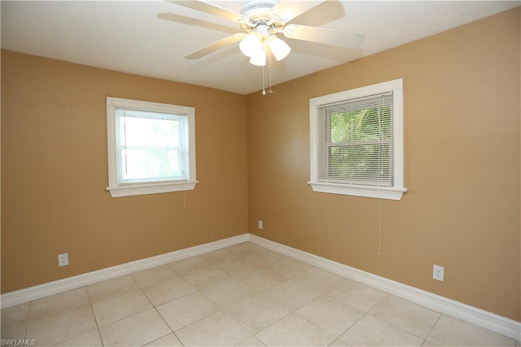 NAPLES PARK - Residential