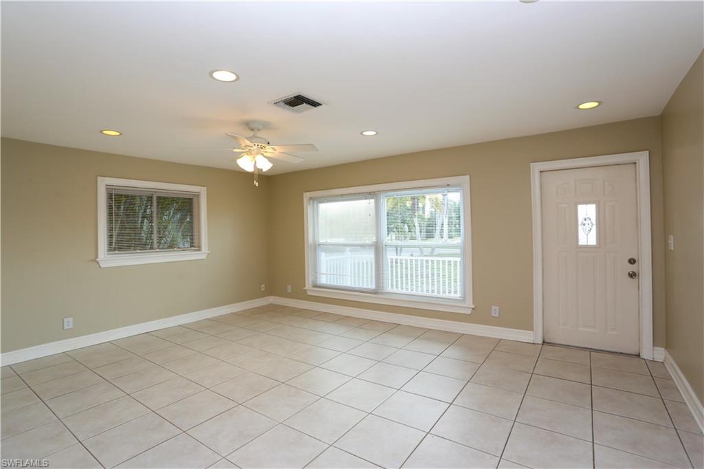 NAPLES PARK - Residential