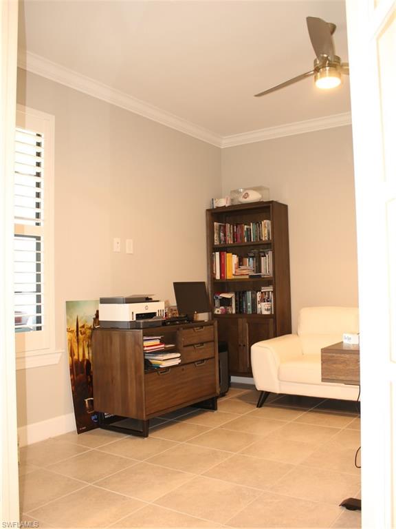 COUNTRY CLUB - Residential