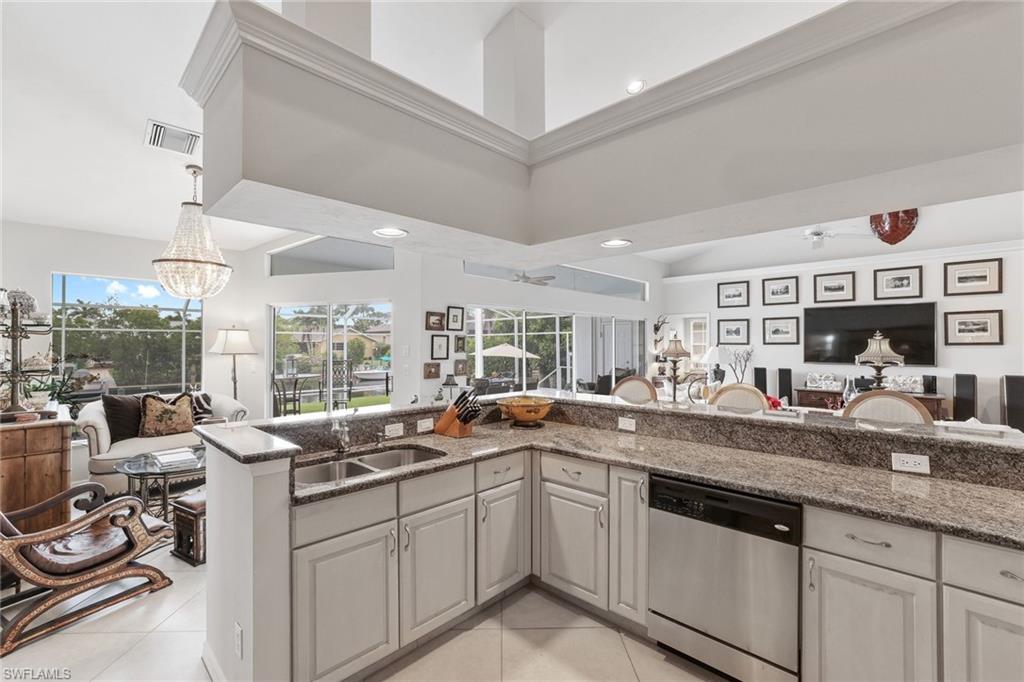 GOLDEN SHORES - Residential