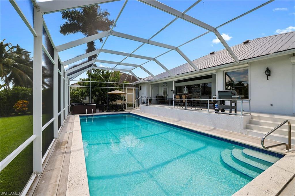 GOLDEN SHORES - Residential