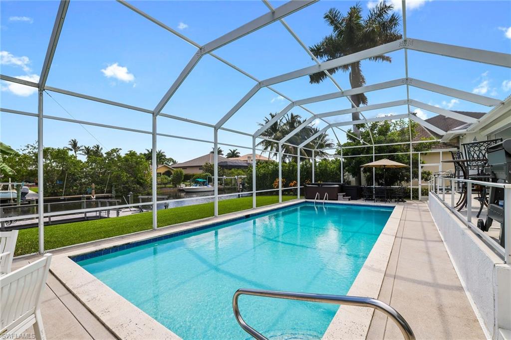 GOLDEN SHORES - Residential