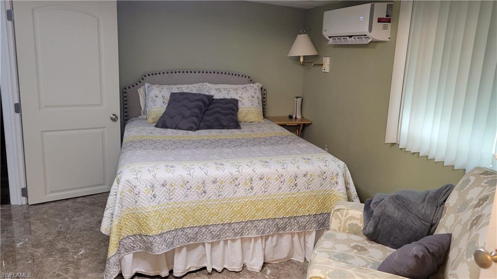 ORANGE HARBOR MOBILE HOME PARK - Residential