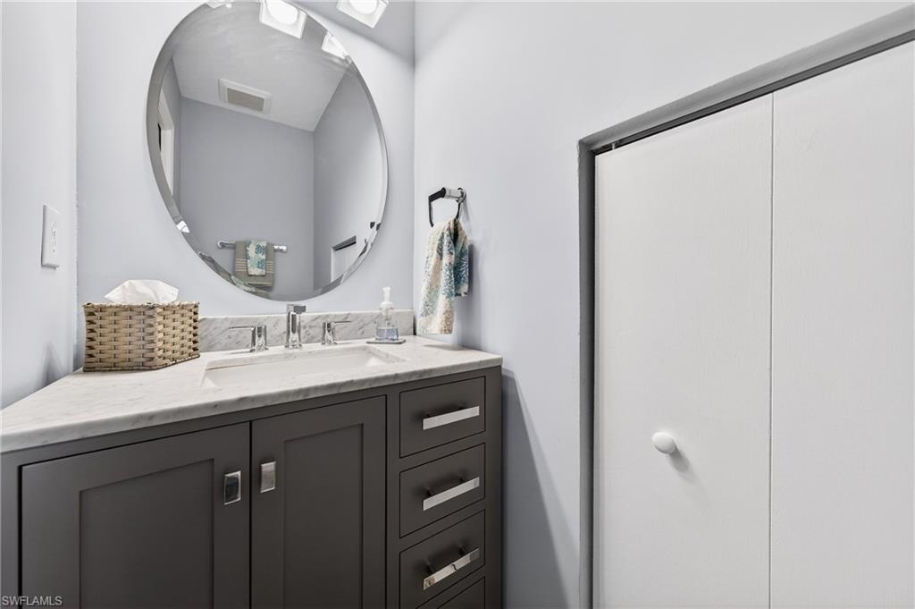 CATALINA ISLES - Residential