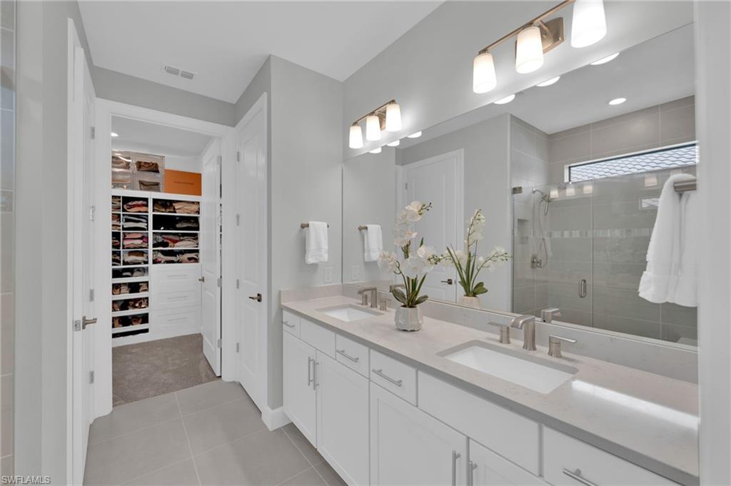 VERDANA VILLAGE - Residential Lease