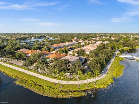 6072 Towncenter CIR NAPLES FL 34119