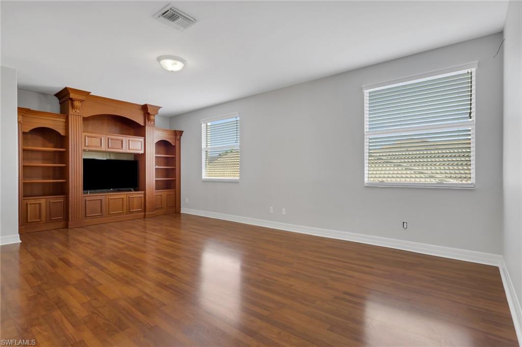 SATURNIA LAKES - Residential