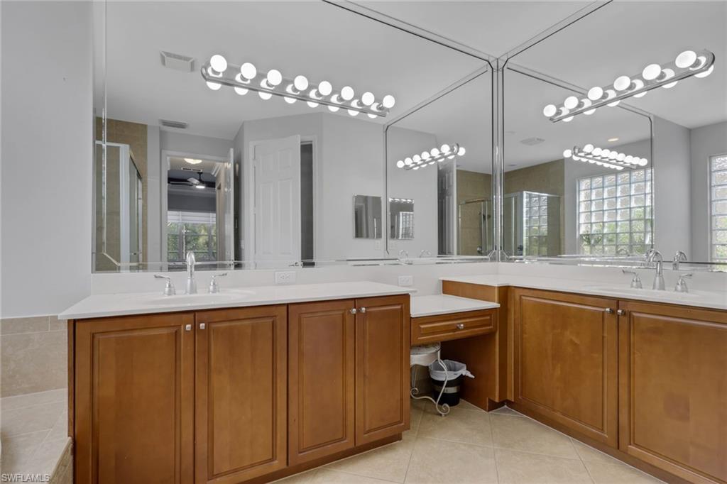 SATURNIA LAKES - Residential