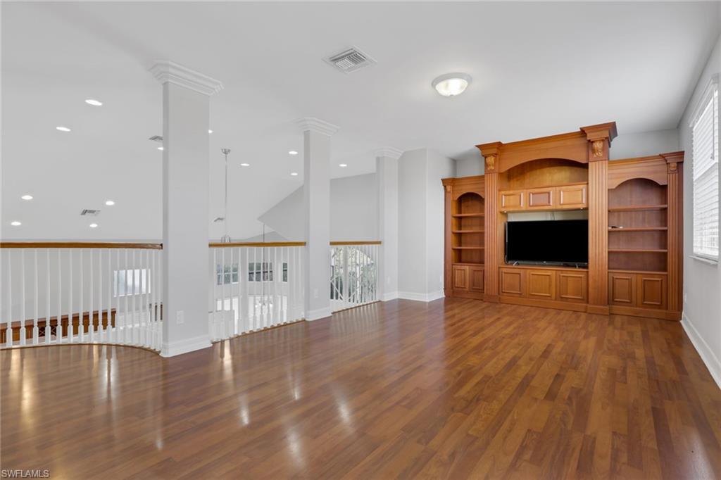 SATURNIA LAKES - Residential