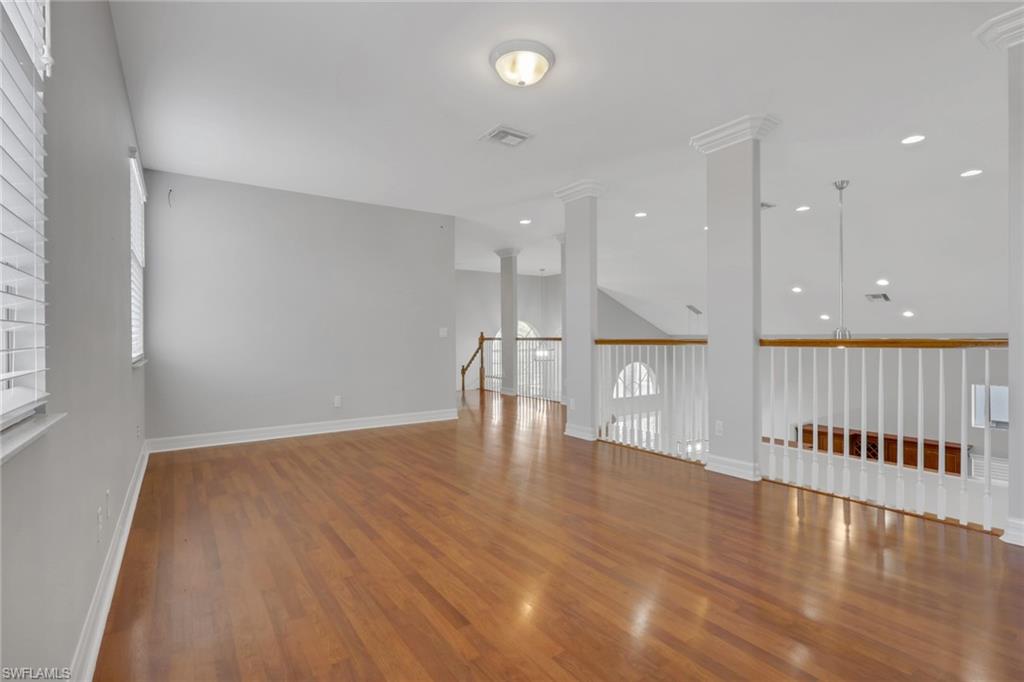 SATURNIA LAKES - Residential