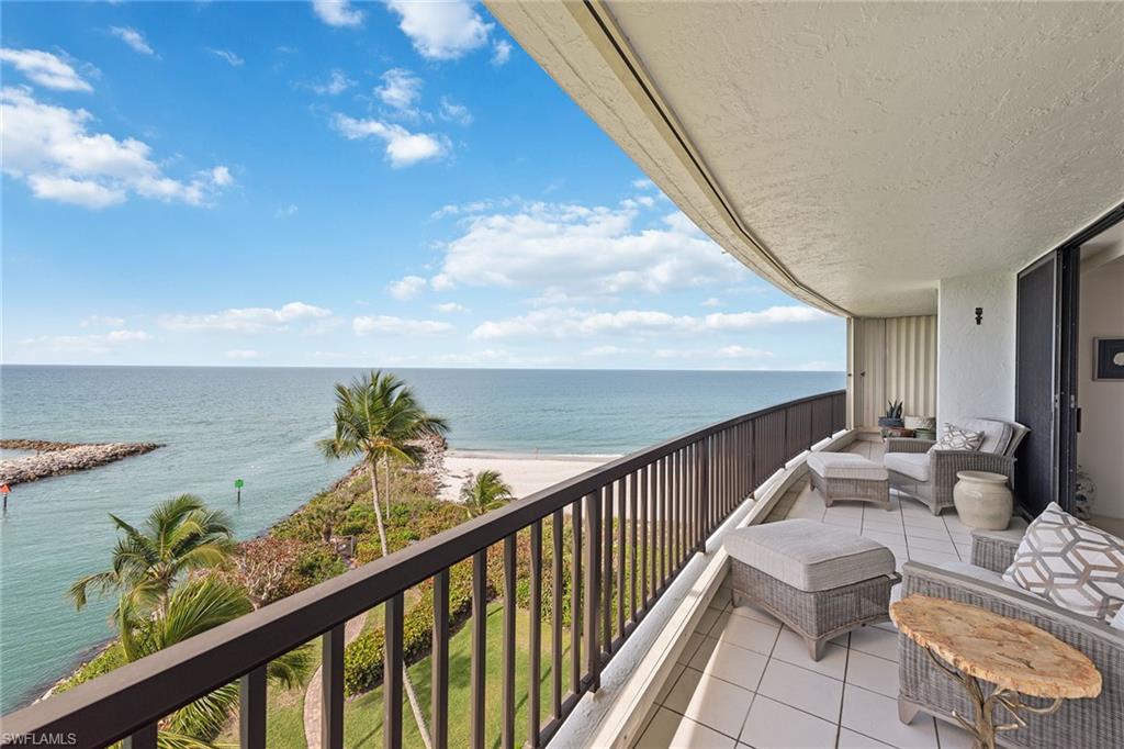 ADMIRALTY POINT - Residential