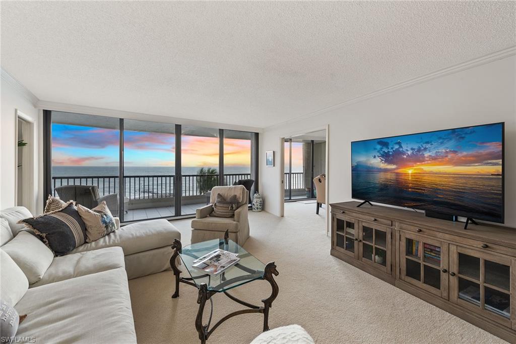 ADMIRALTY POINT - Residential