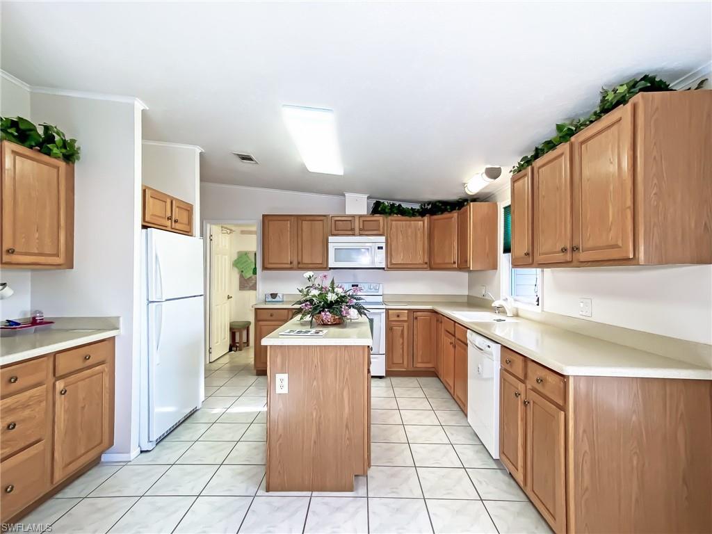 PINE LAKES COUNTRY CLUB - Residential