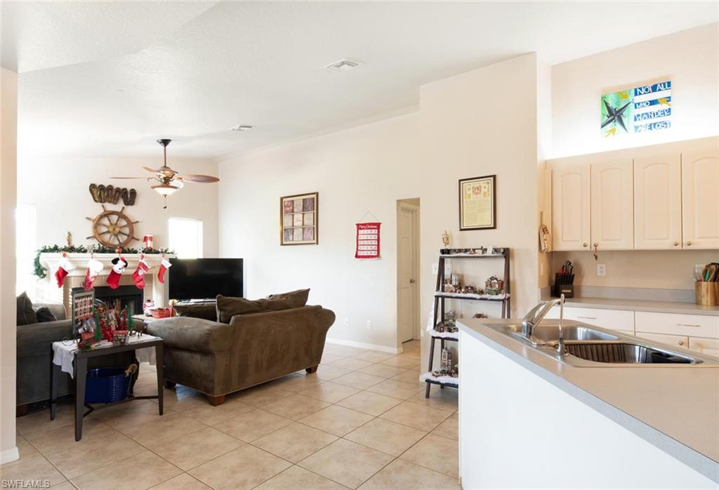 GOLDEN GATE ESTATES - Residential