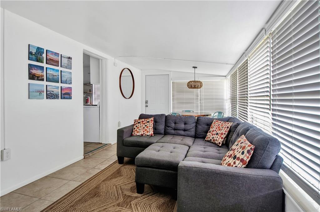 ISLES OF CAPRI - Residential