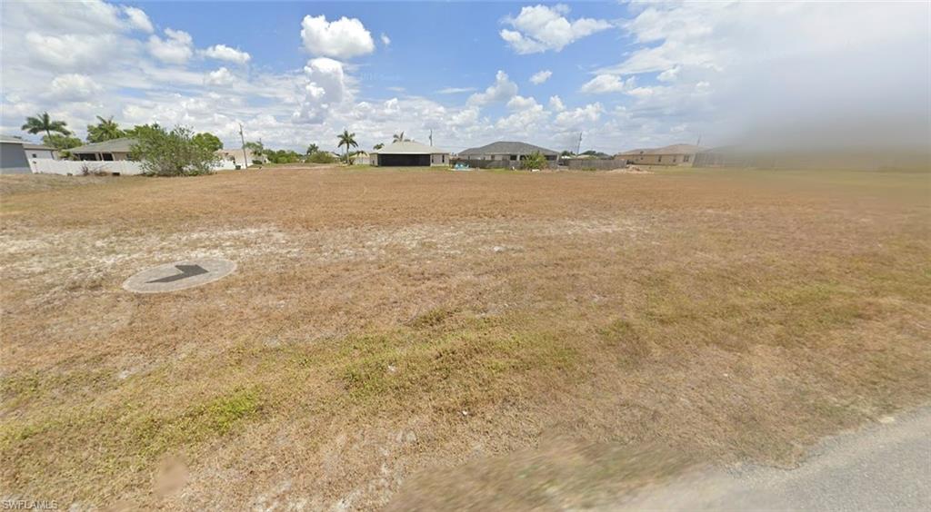 CAPE CORAL - Land