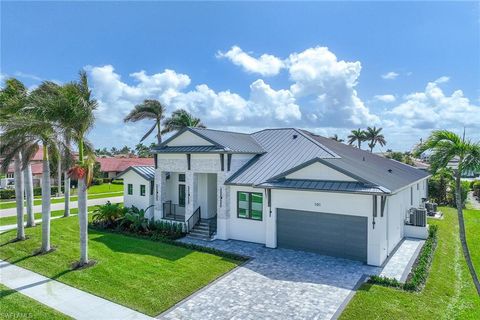 101 Beachcomber ST MARCO ISLAND FL 34145