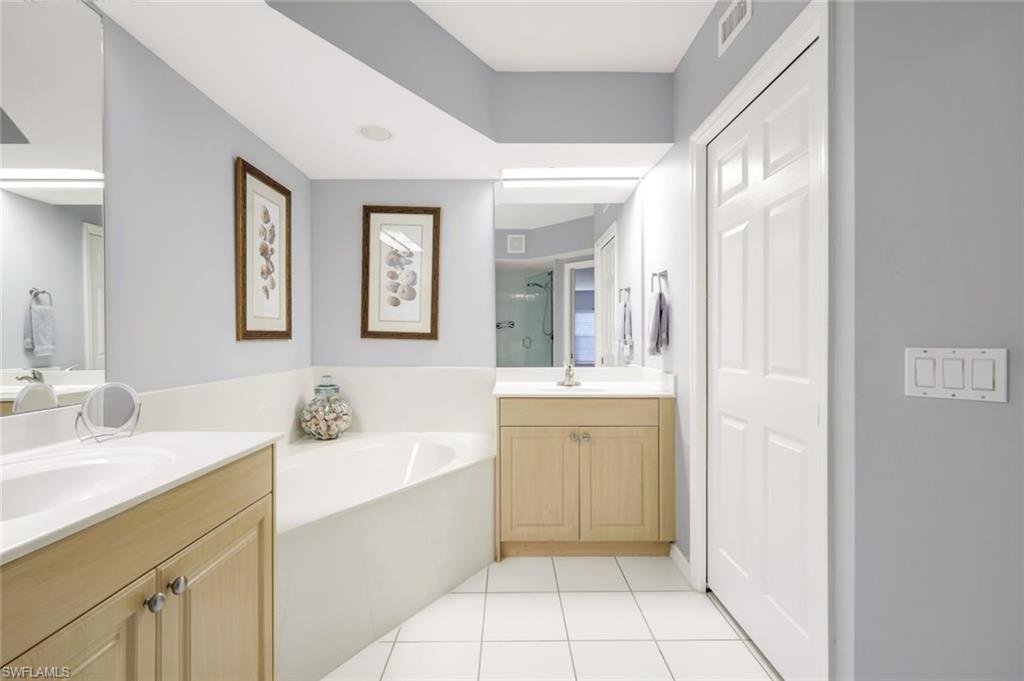 LIGHTHOUSE BAY - Residential