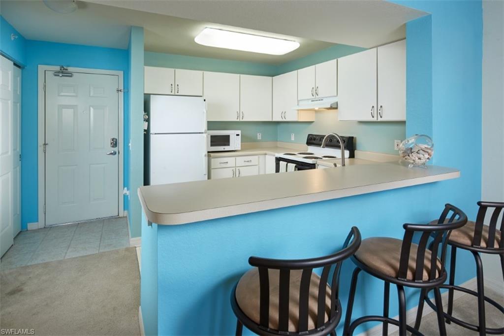 KEY ROYAL CONDOMINIUMS - Residential