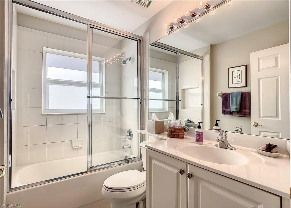 SATURNIA LAKES - Residential