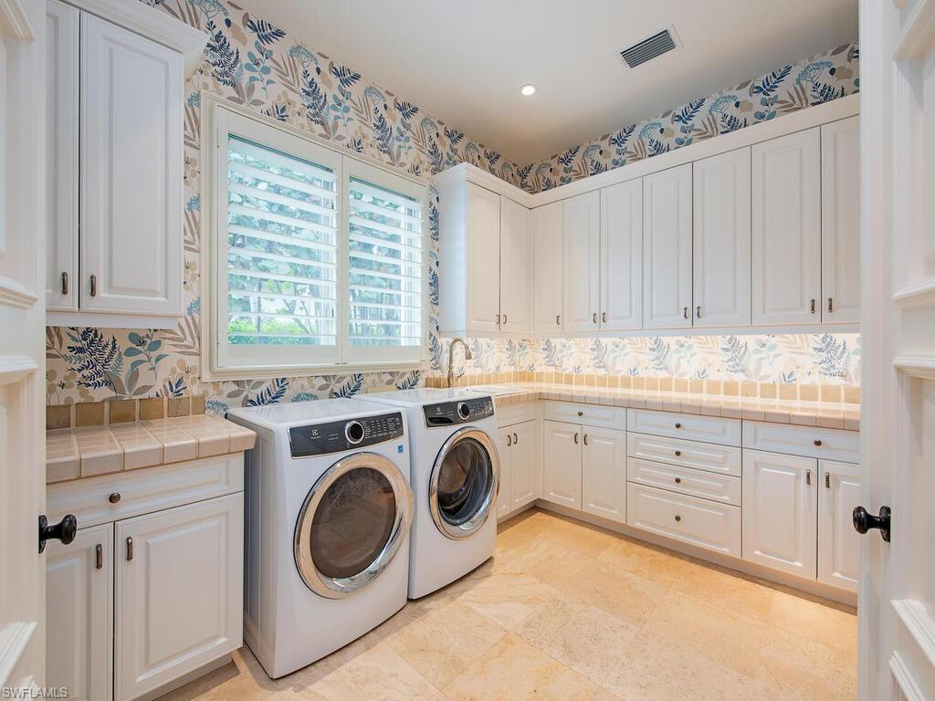 ESTATES AT GREY OAKS - Residential