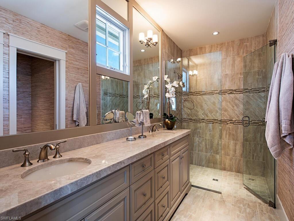 MANGROVE BAY - Residential