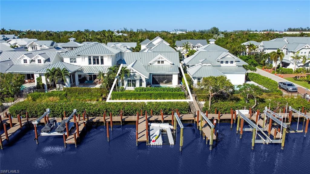 MANGROVE BAY - Residential