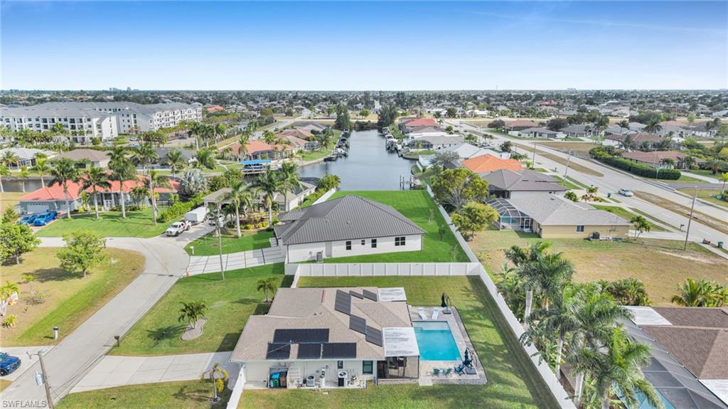 CAPE CORAL - Residential