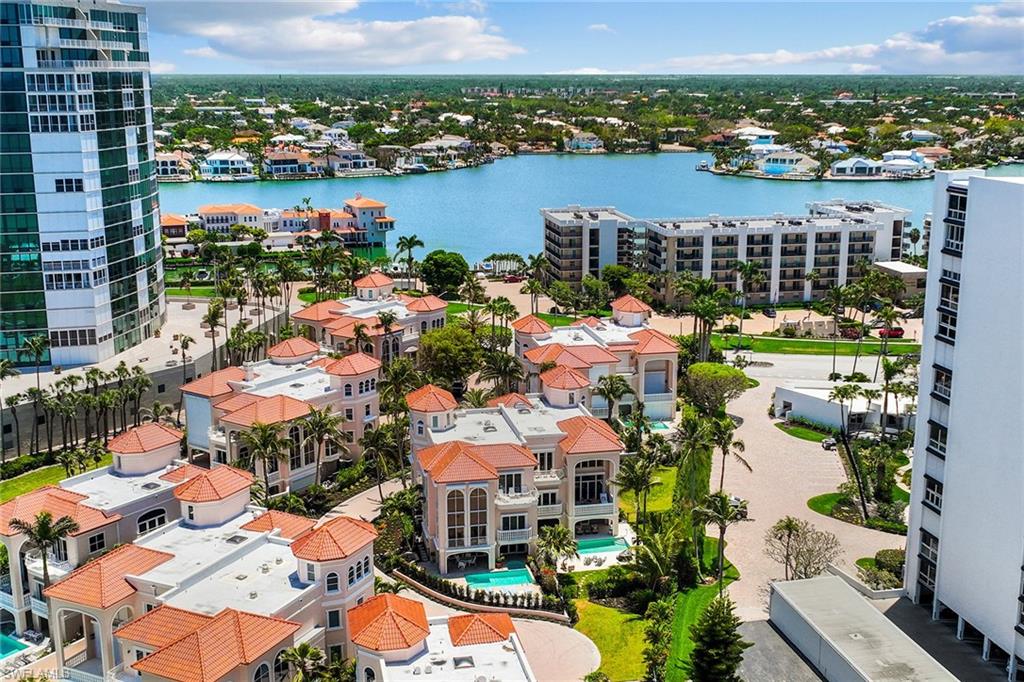 CASA MAR - Residential